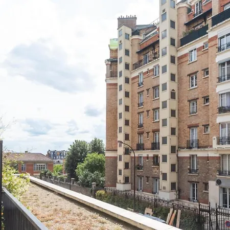 Apartment Cozy With Terrace In Gambetta Paris