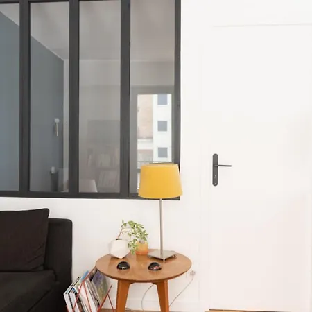 Apartment Cozy With Terrace In Gambetta